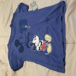 Boys size 14 (xl) Disney Store namebrand short sleeve tee- MICKEY